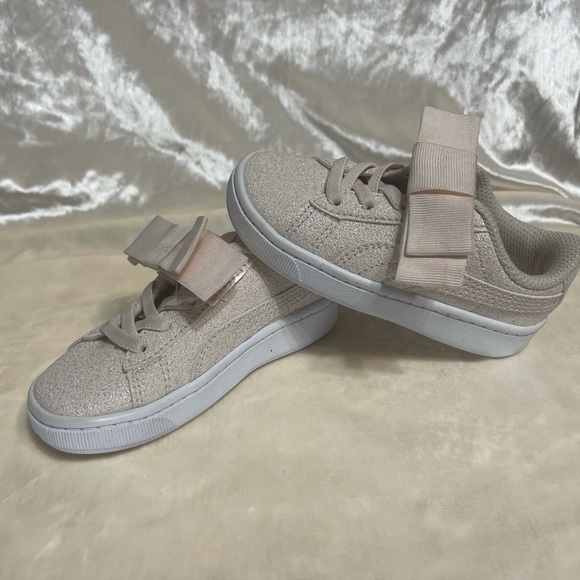 Toddler shoes size 6 and 7 very good conditions per free smoke free home - Picture 16 of 16